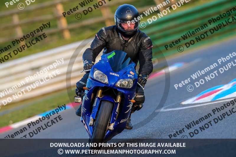 PJM Wedding Photography;enduro digital images;event digital images;eventdigitalimages;mallory park;mallory park photographs;mallory park trackday;mallory park trackday photographs;no limits trackdays;peter wileman photography;racing digital images;trackday digital images;trackday photos